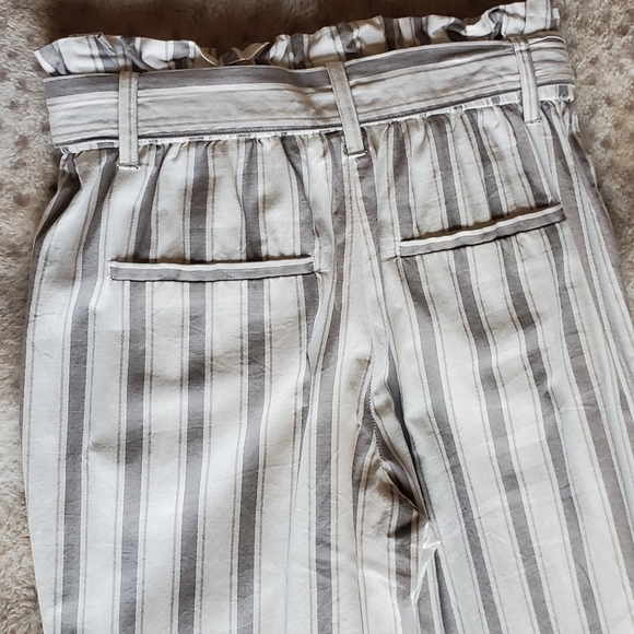 SOLD Thread & Supply paper bag pants - Picture 9 of 13